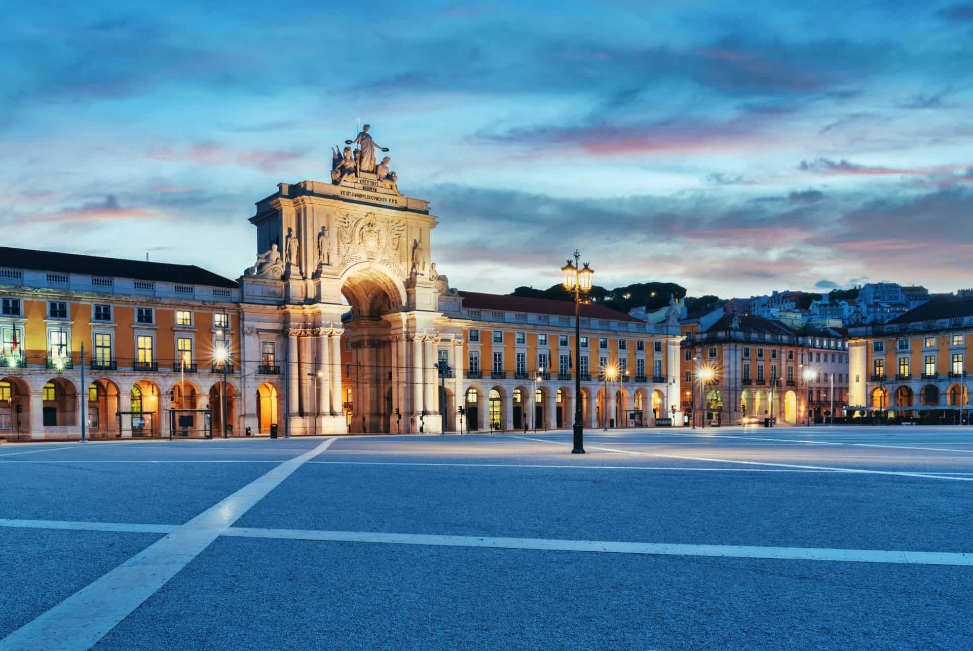 place du commerce lisbonne