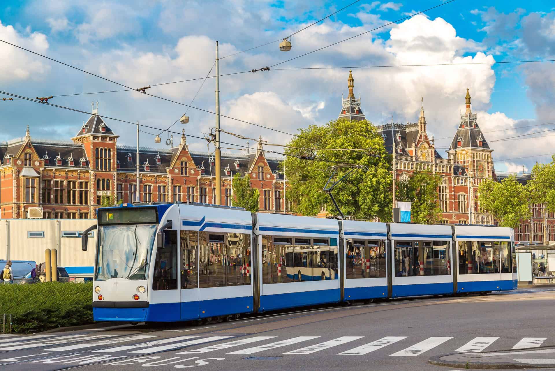 tram amsterdam