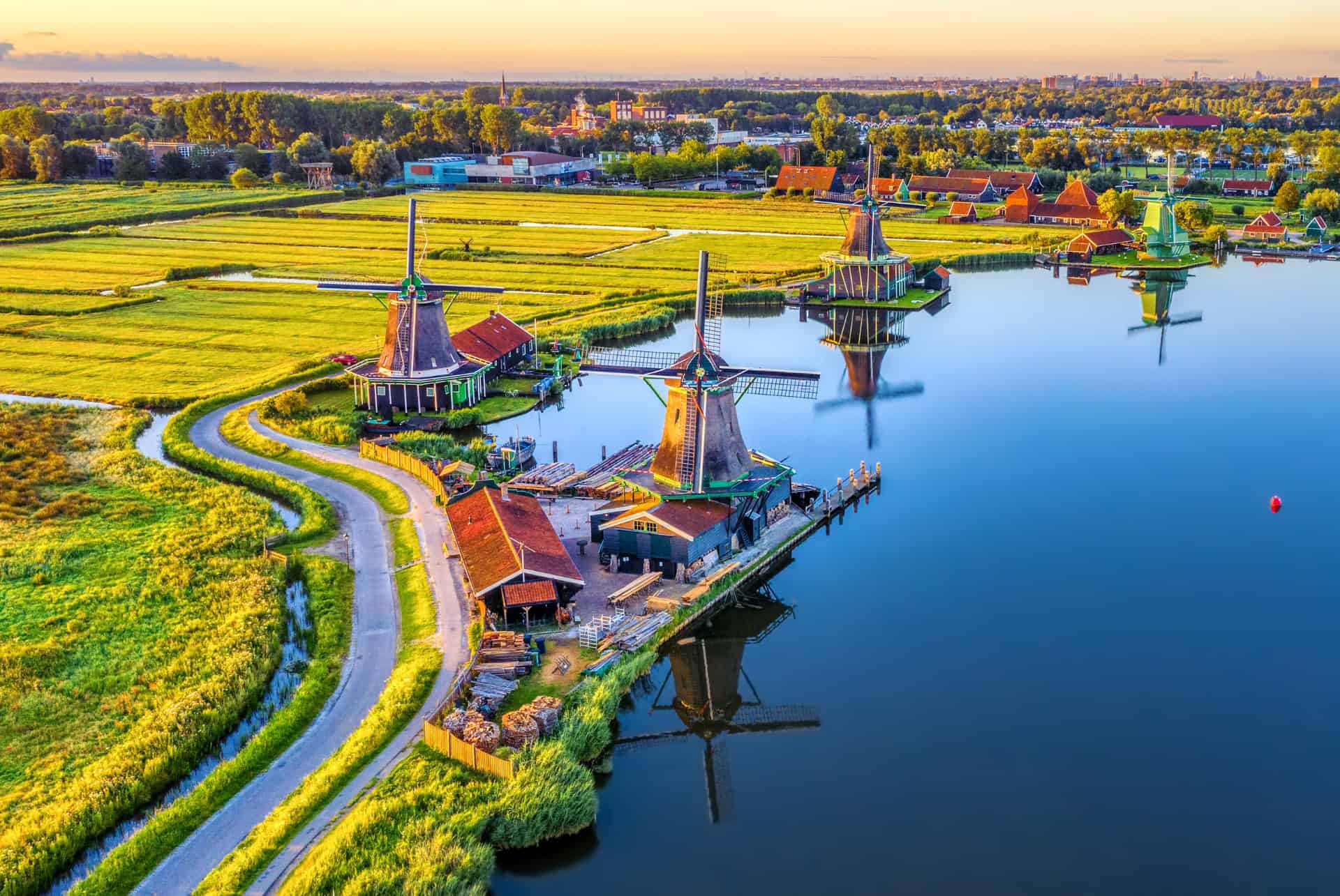 zaanse shans moulins a vent amsterdam