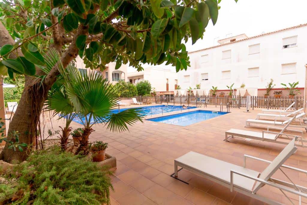 apartamentos royal life dormir minorque
