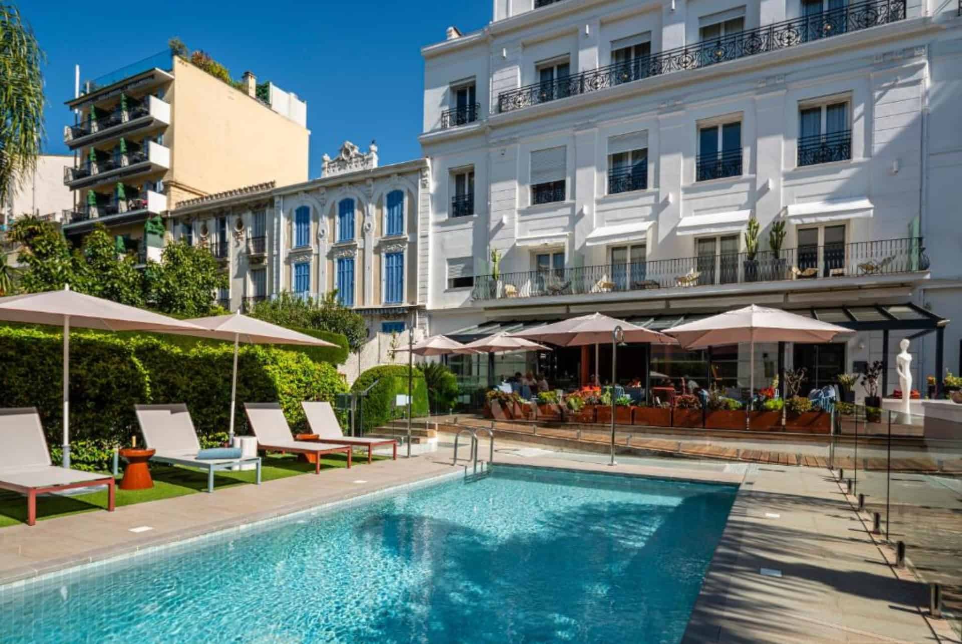 le canberra hotel cannes
