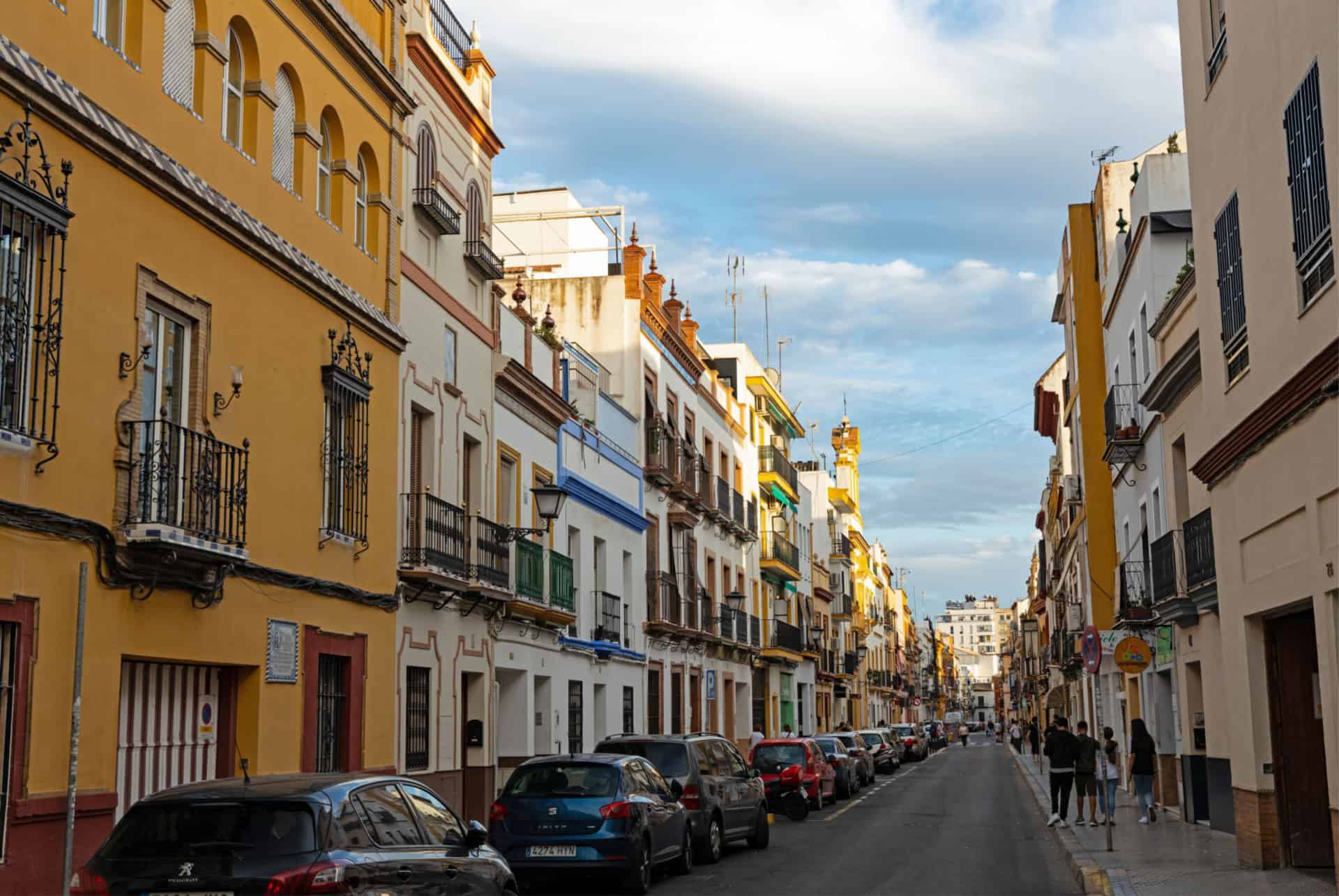 quartier triana seville
