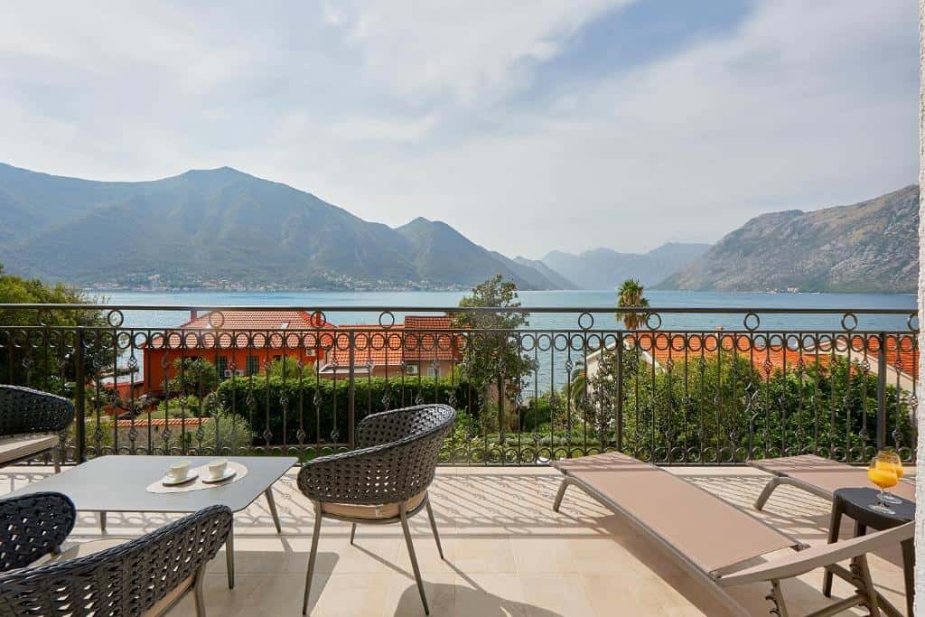 2montenegro mimoza apartments kotor