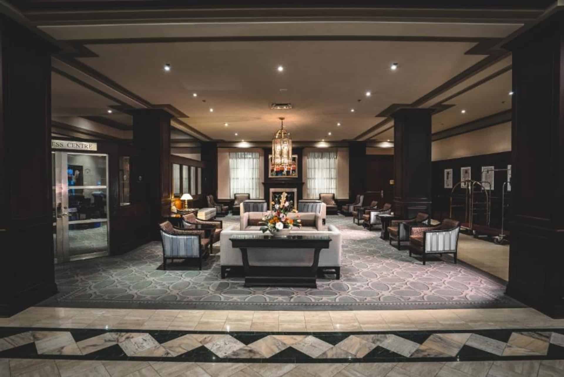lord elgin hotel