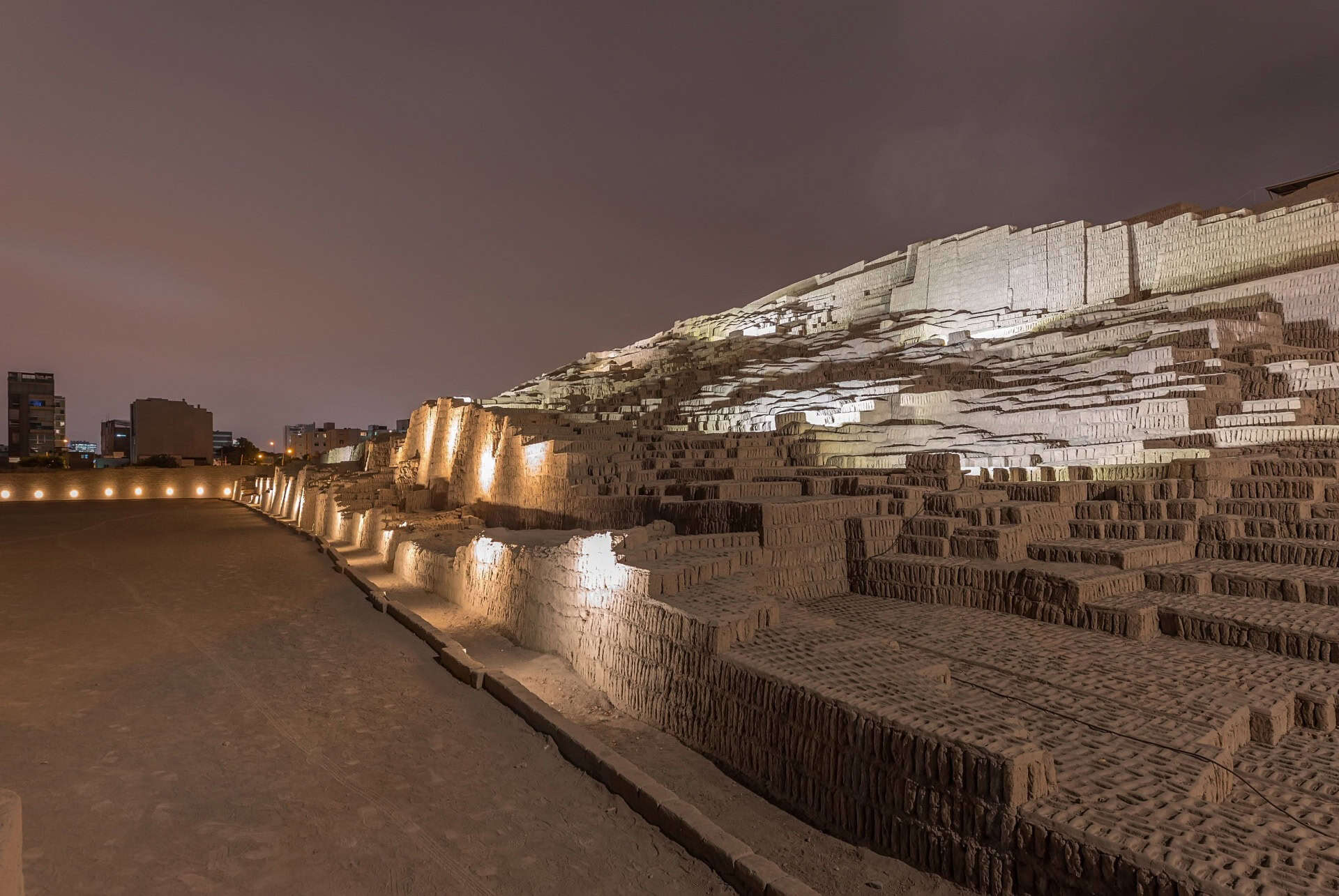 lima huaca pucllana