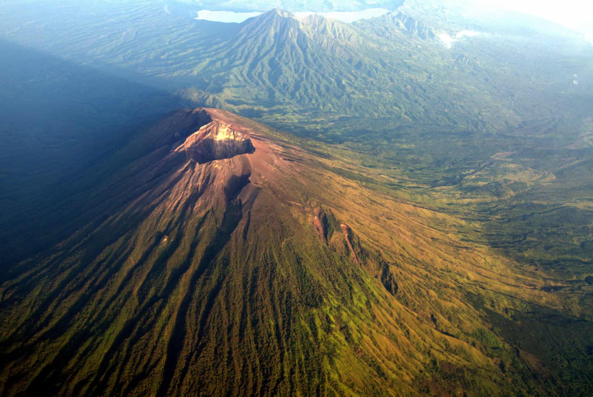 gunung agung