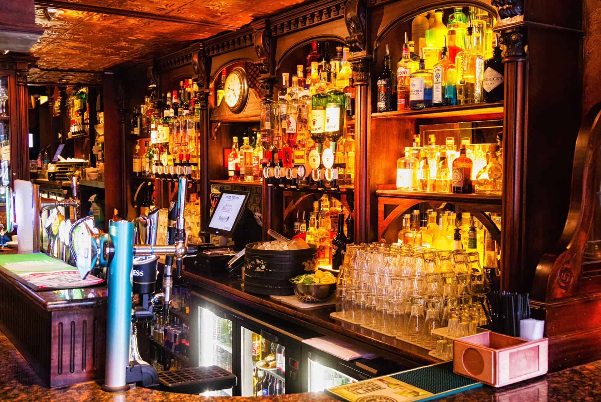 que faire a galway aller dans un pub local