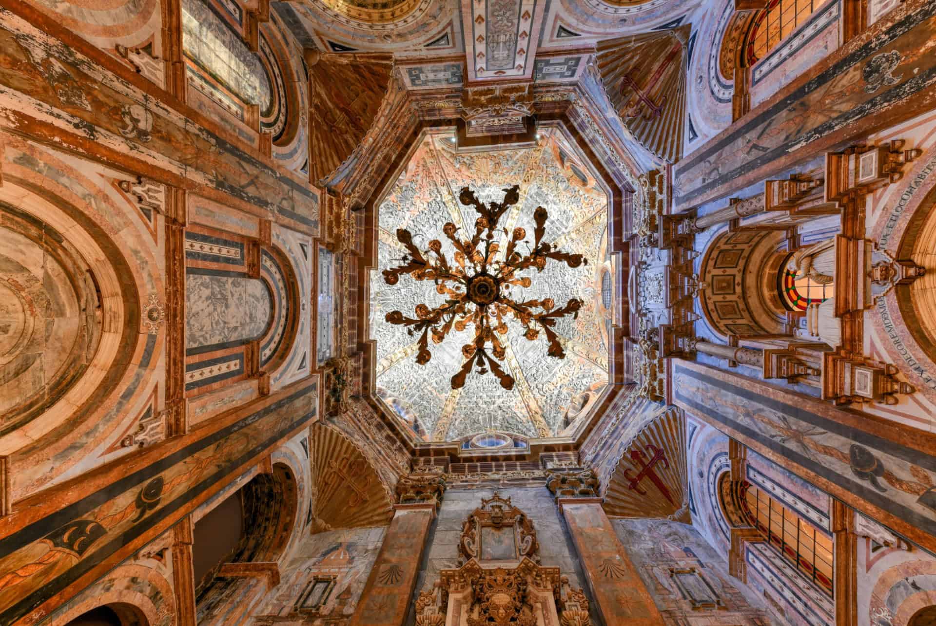 interieur cathedrale saint jacques