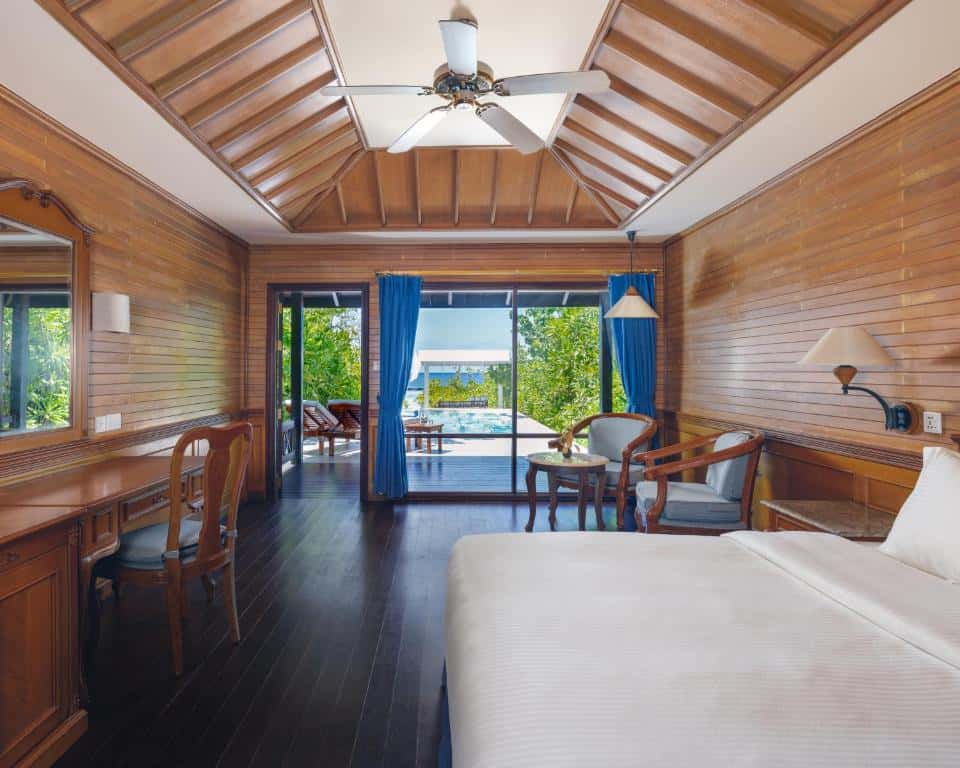 royal island resort maldives