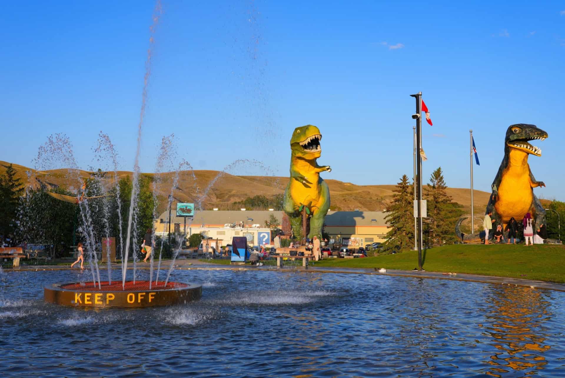 world largest dinosaur que faire canada