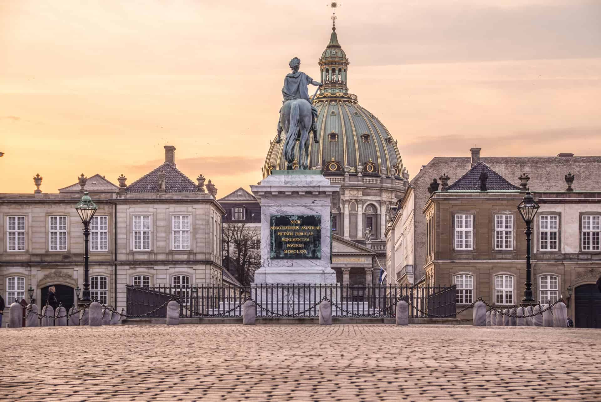 palais amelienborg