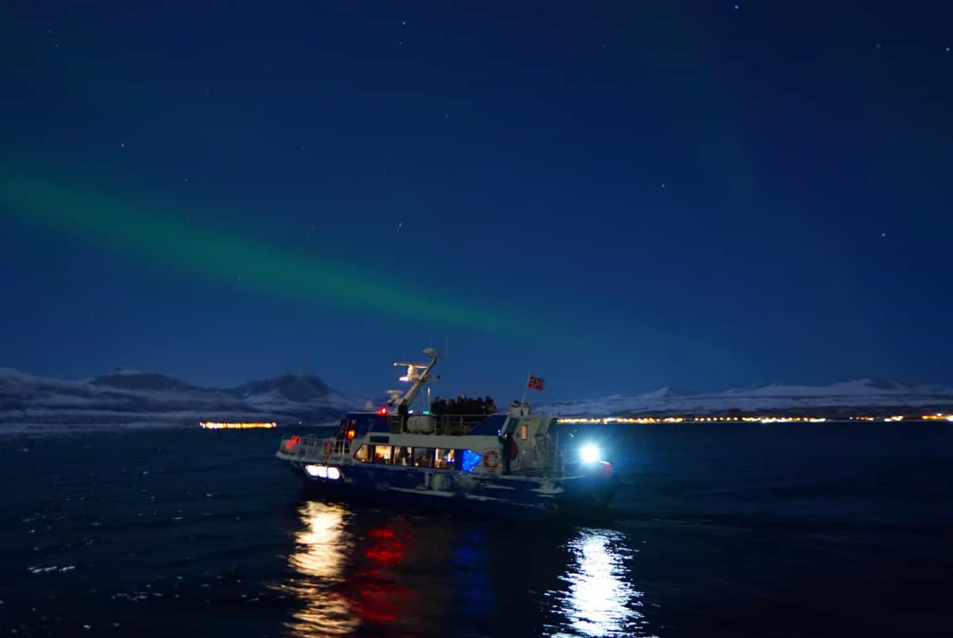 Croisière pour voir les aurores boréales