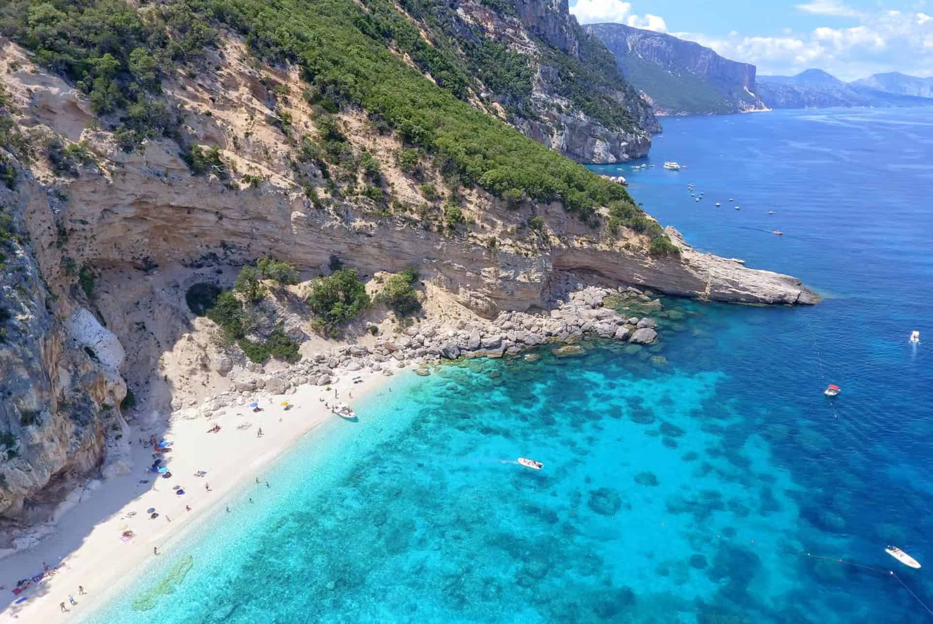 Croisière en hors-bord depuis Santa Maria Navarrese le long de la côte de Baunei