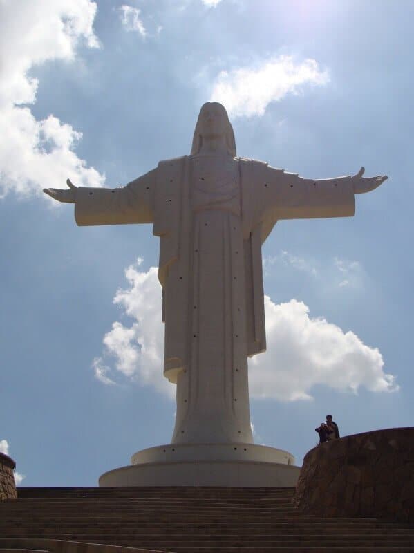 Christ de la Concorde, Cochabamba