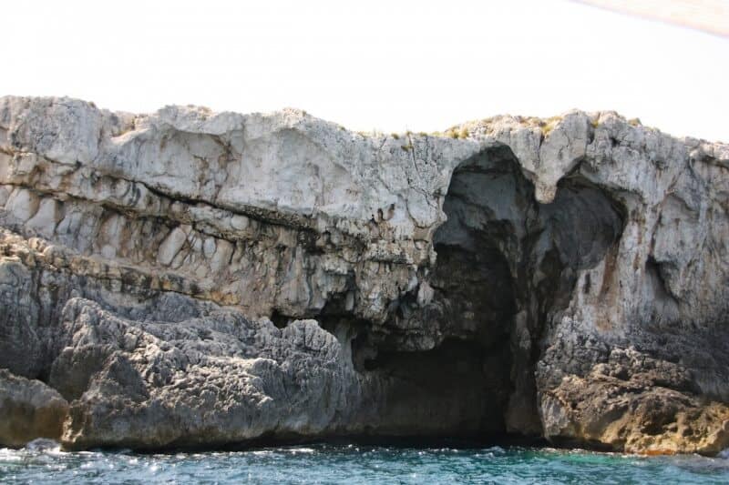 Grotte en forme de cœur (Ortigia)