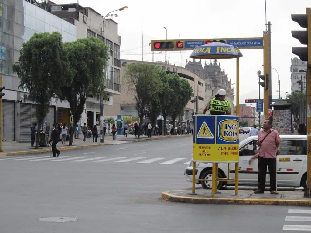 Policier sponsorisé Inca Kola, Pérou, Lima
