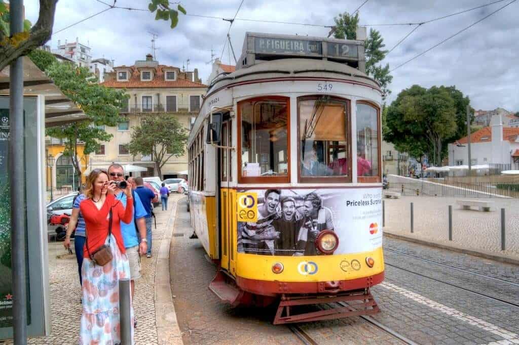Lisbonne sur rails, tram, funiculaire, élévateurs