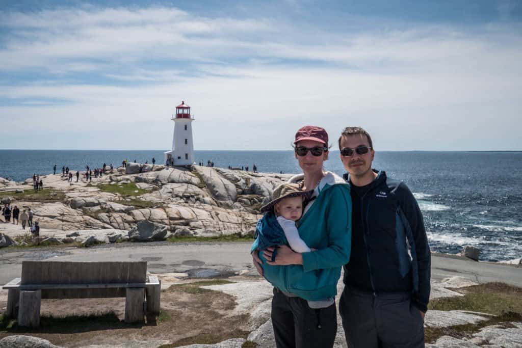 Peggys Cove, phare, Amérique, Canada, Nouvelle-Écosse, Nova Scotia, famille, bébé, voyageur, Manoa, Amandine, François