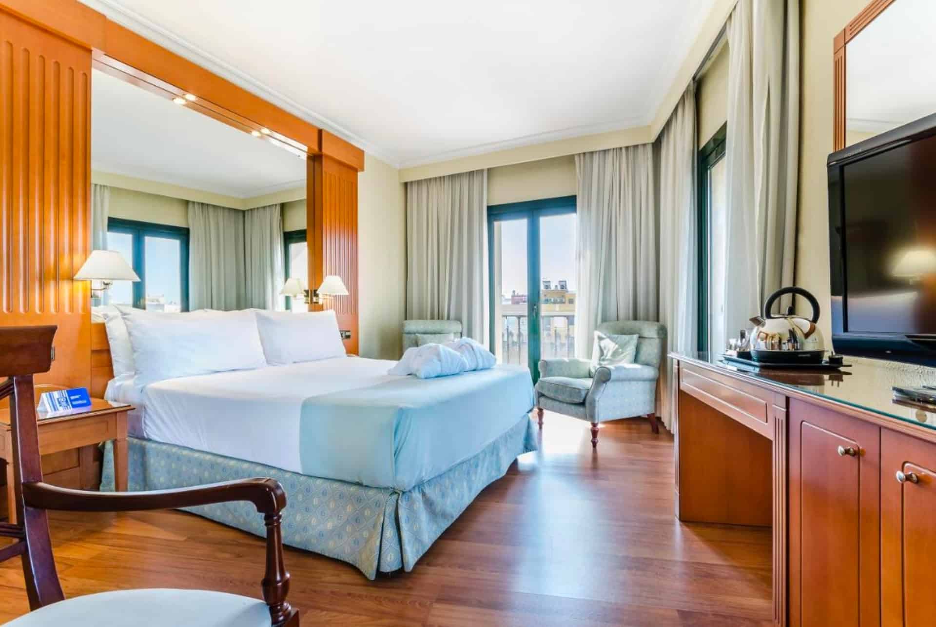 hotel exe sevilla macarena