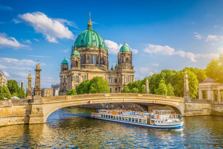 Faire une croisière sur la Spree