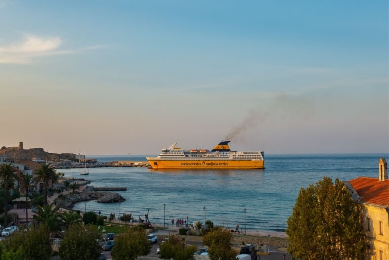 Ferry Pour La Corse Quel Trajet Pour Rejoindre L Le De Beaut