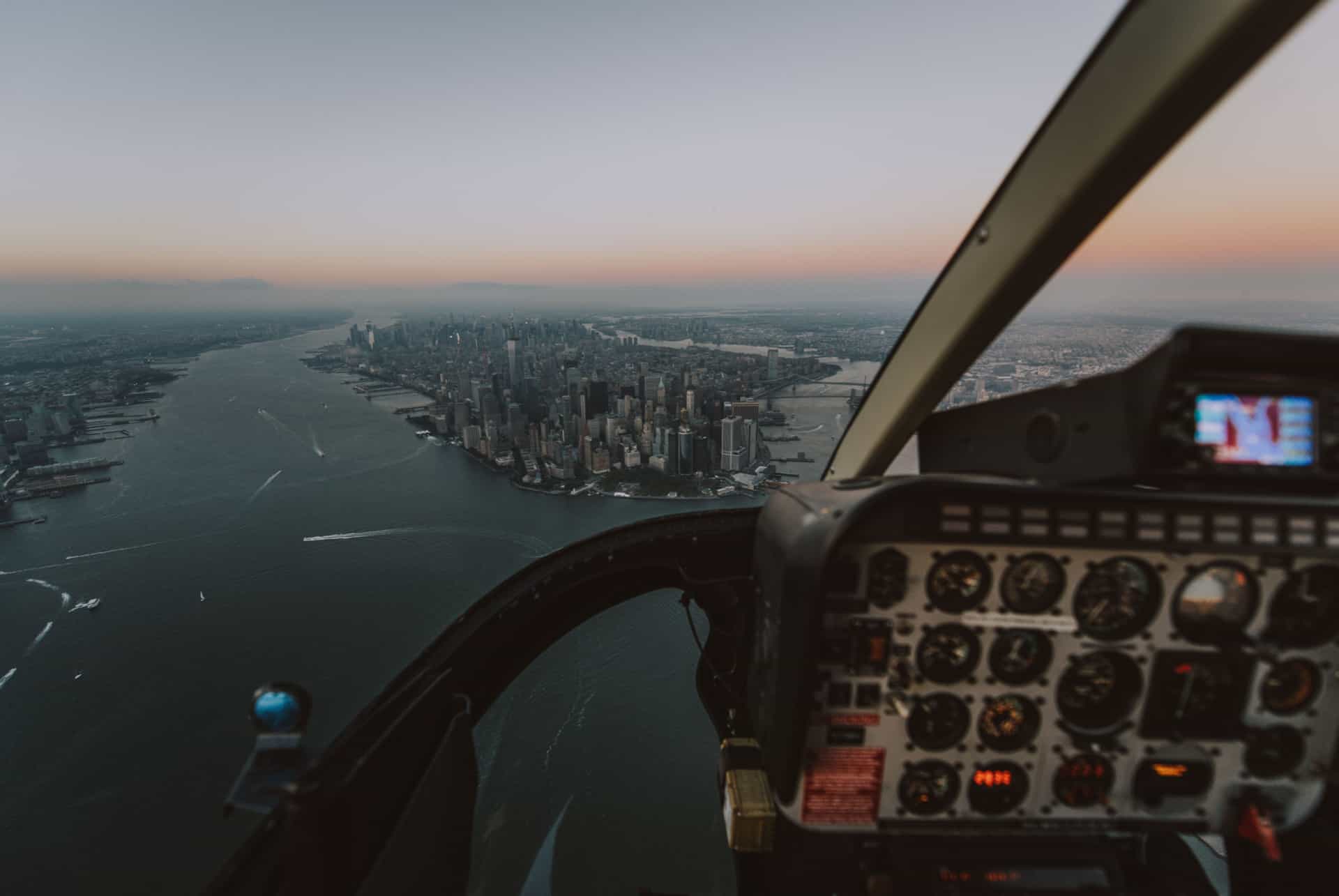 Vol en hélicoptère à New York : itinéraires, tarifs et infos pratiques