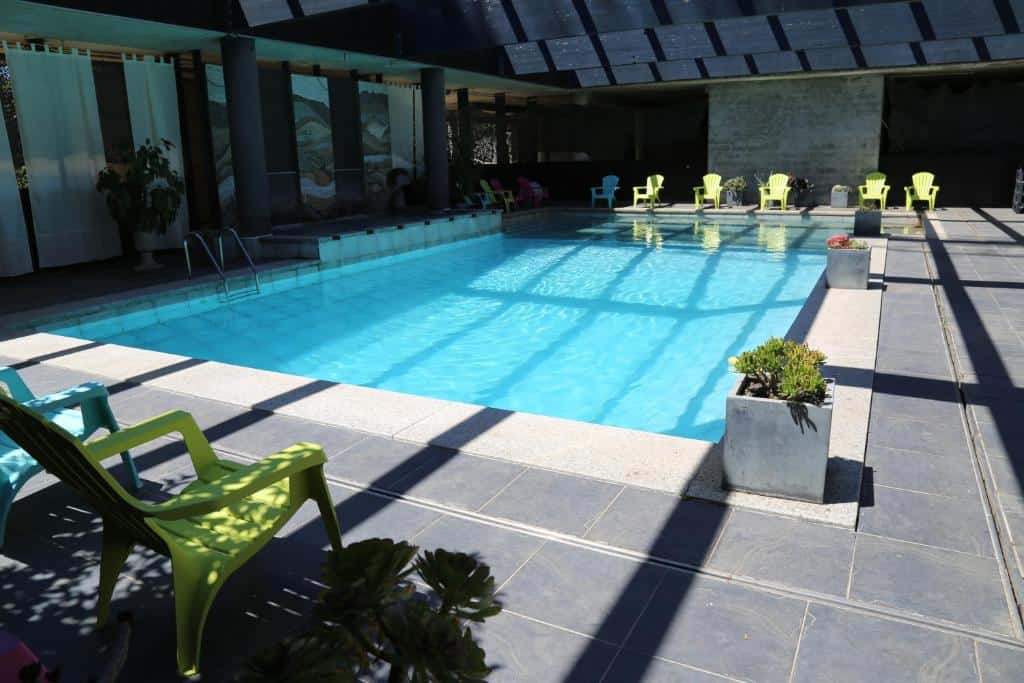 cors hotel piscine