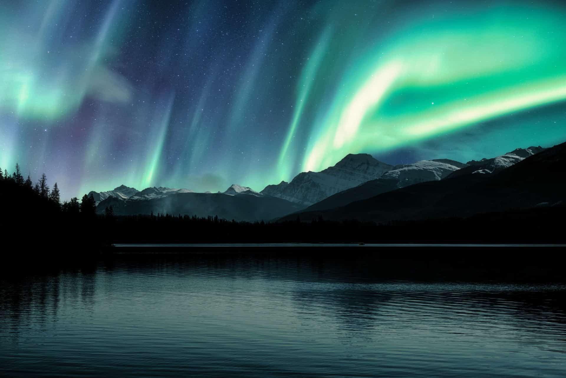 ou voir les aurores boreales canada