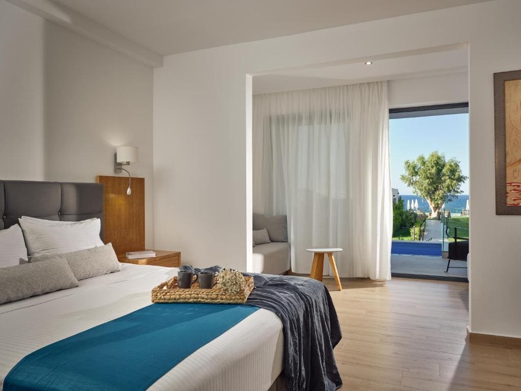 cavo orient suites tragaki