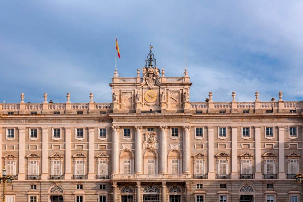 palais royal de madrid en 3 jours