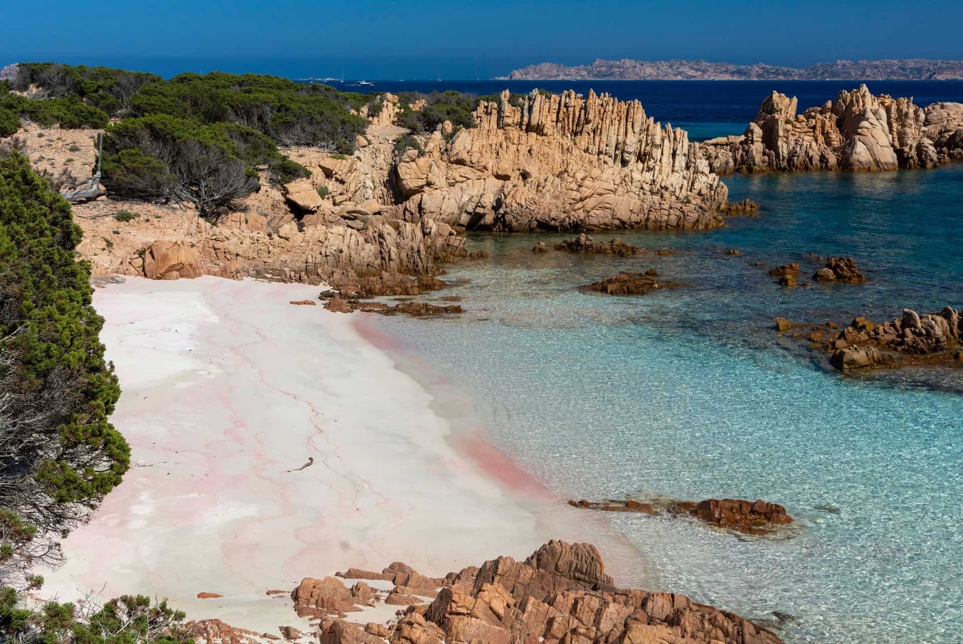 spiaggia rosa plage de sable rose