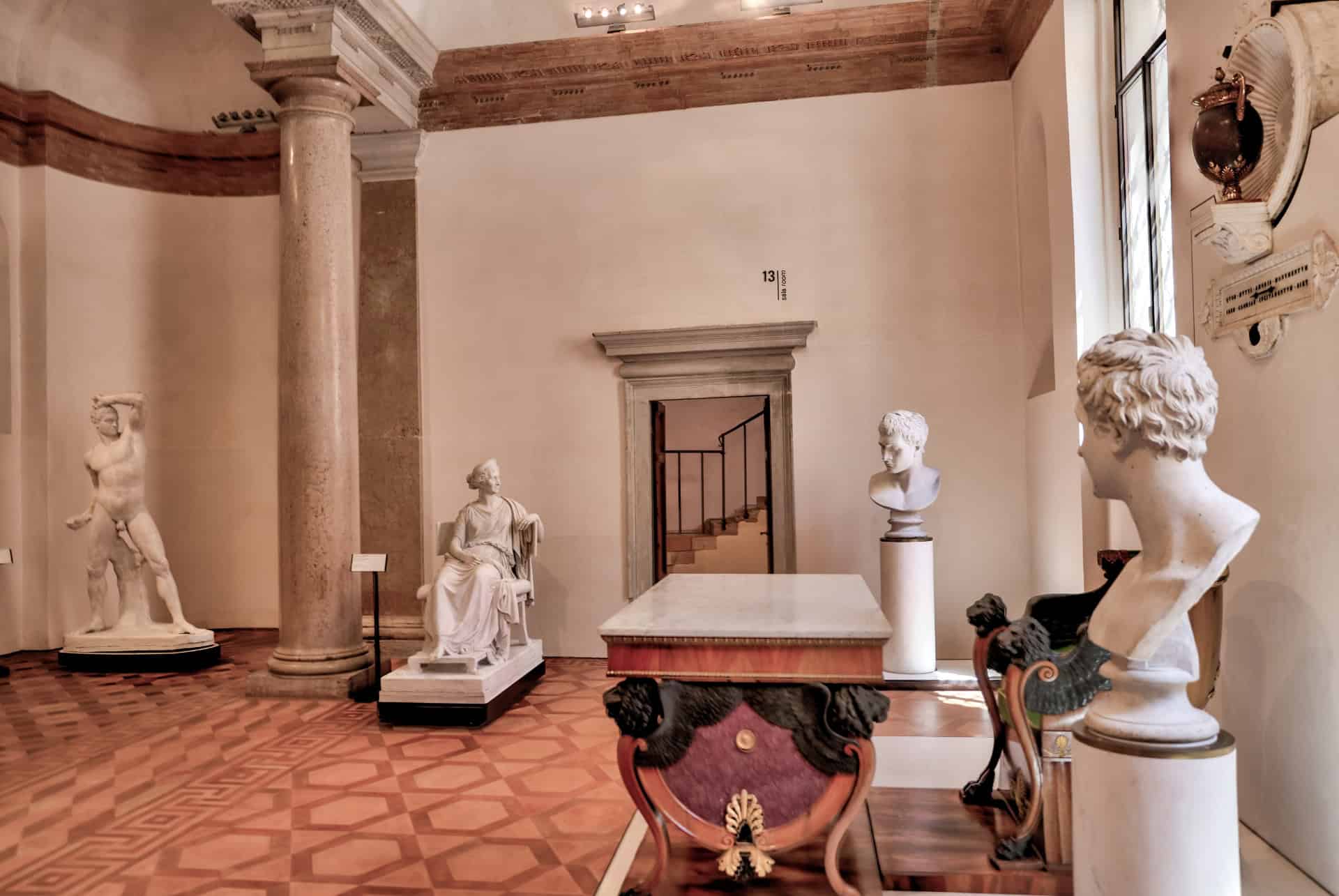 galleria dell accademia venise en juillet