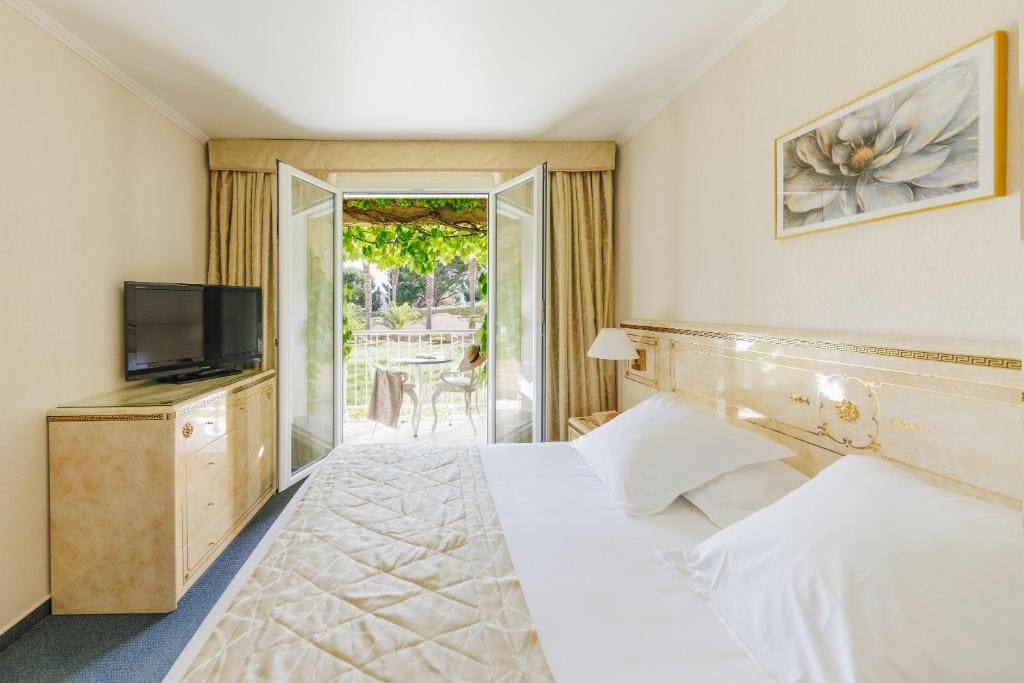 hotel corsica spa serena