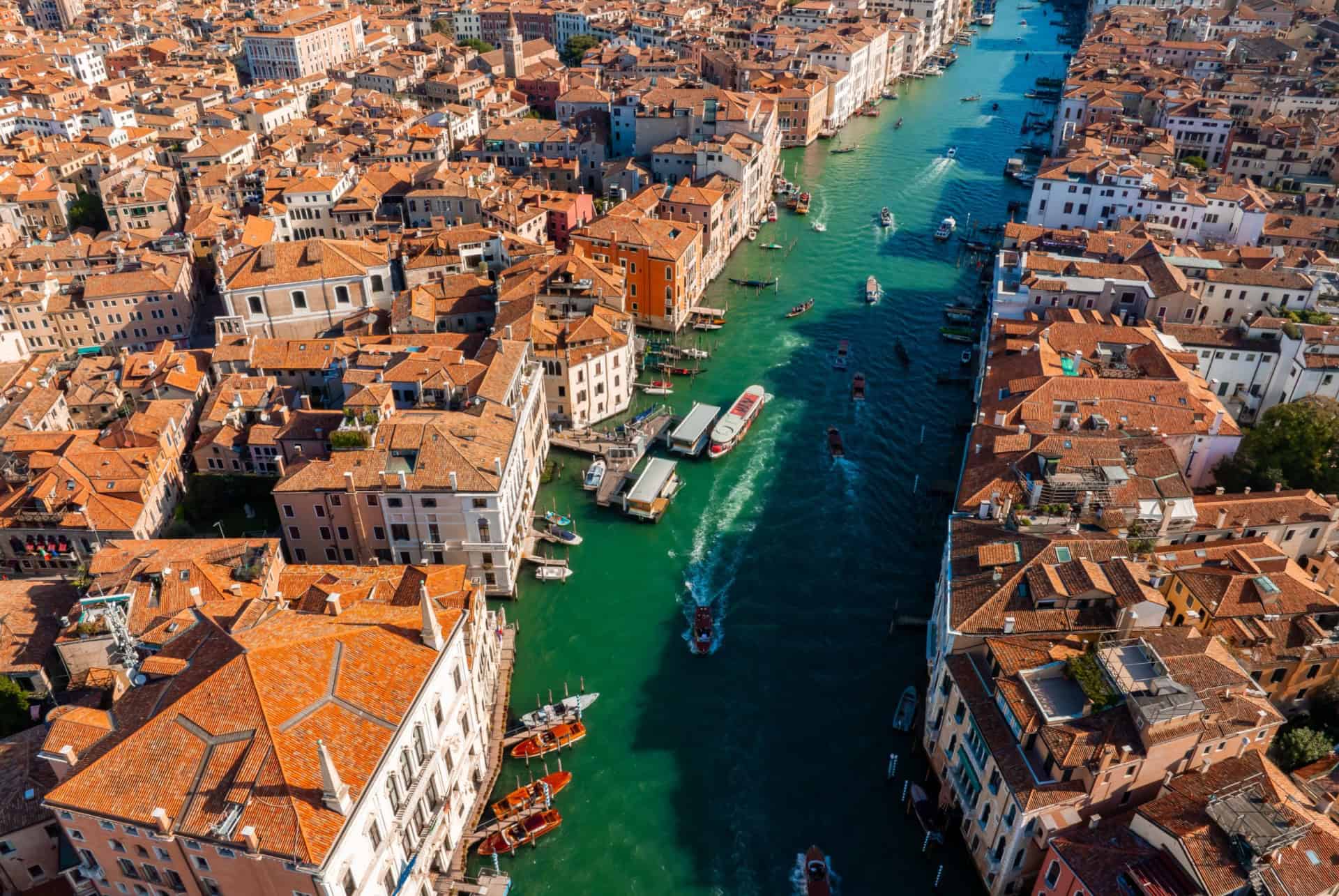 gondole a venise en ete