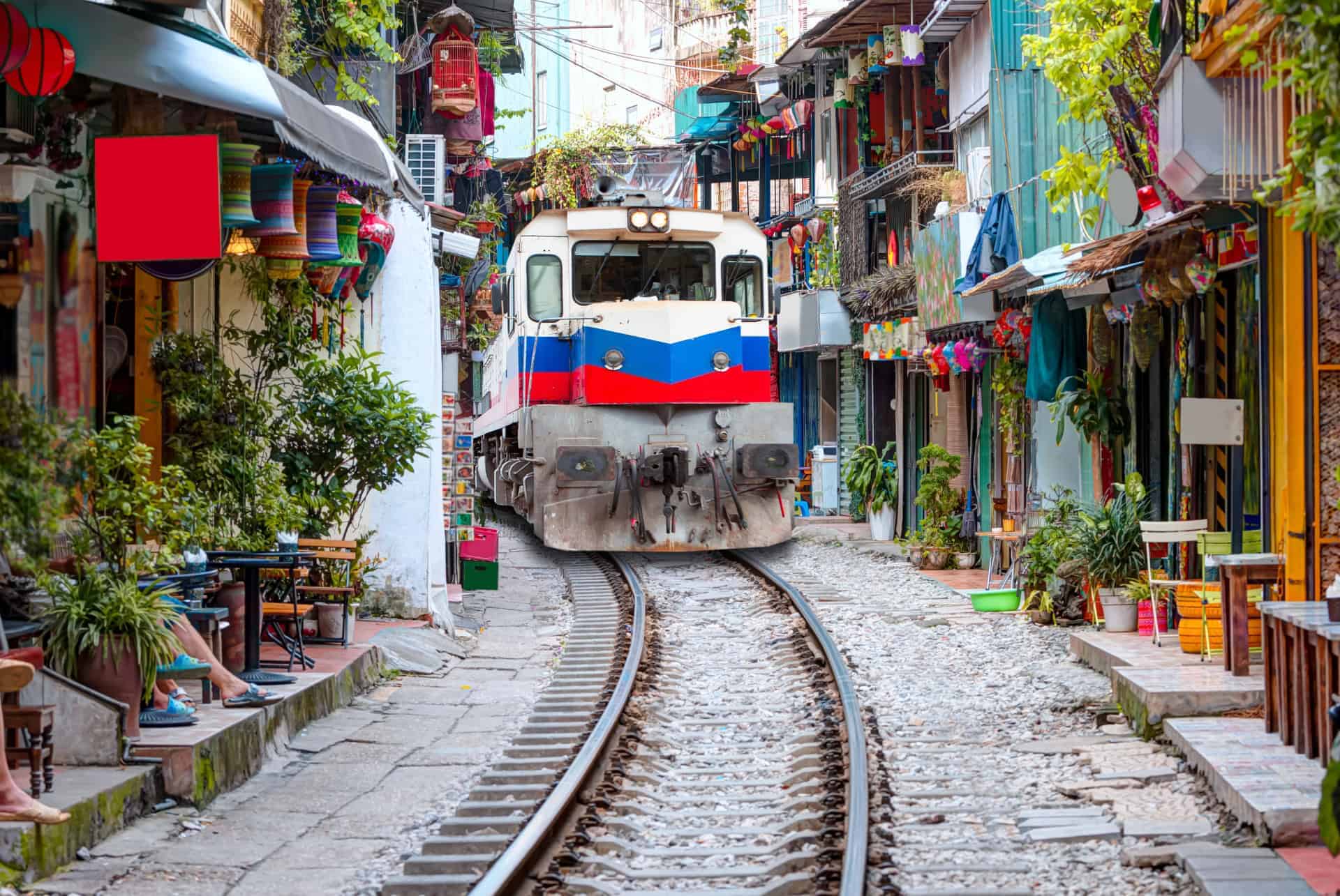 la rue du train a hanoi