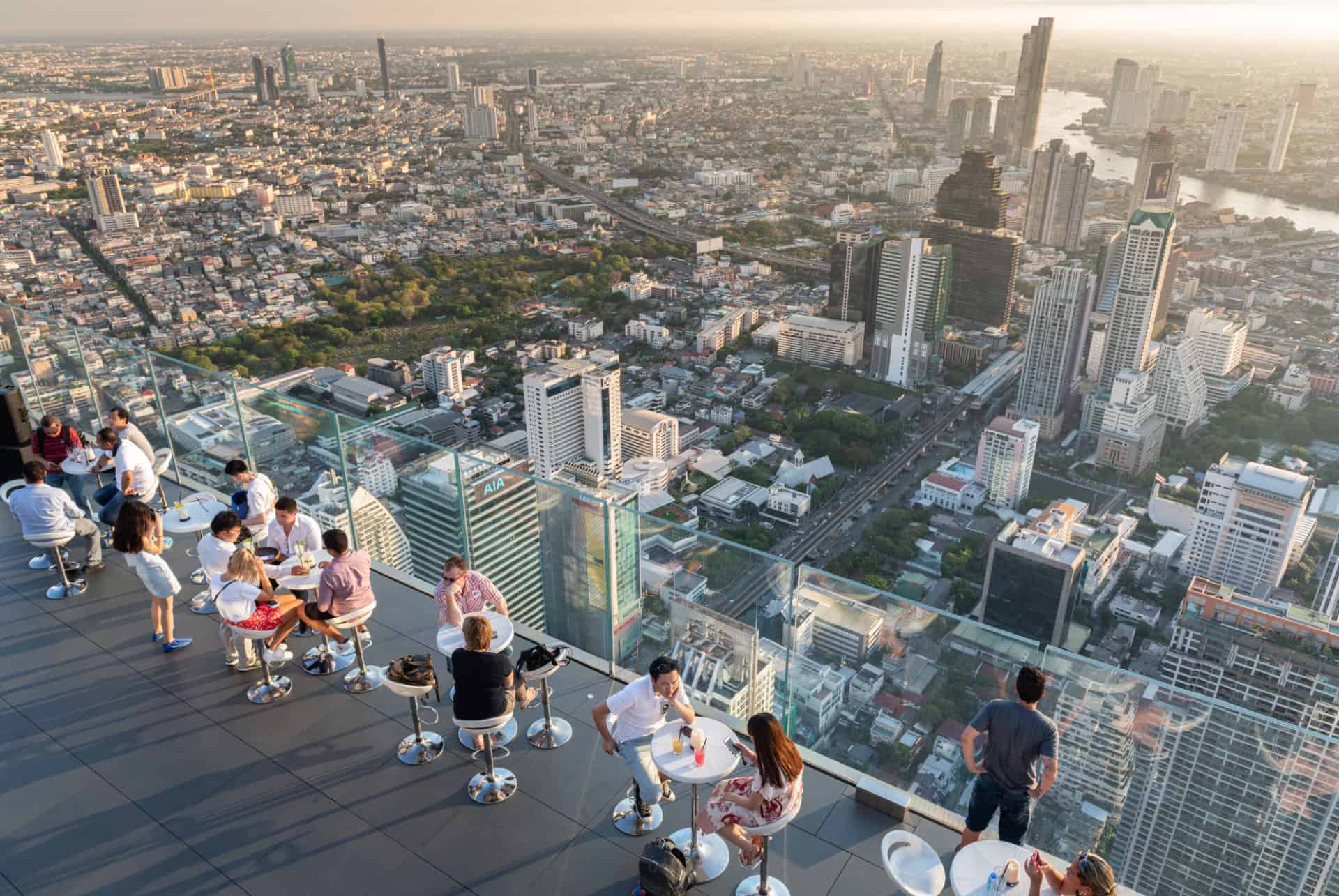 mahanakhon skywalk