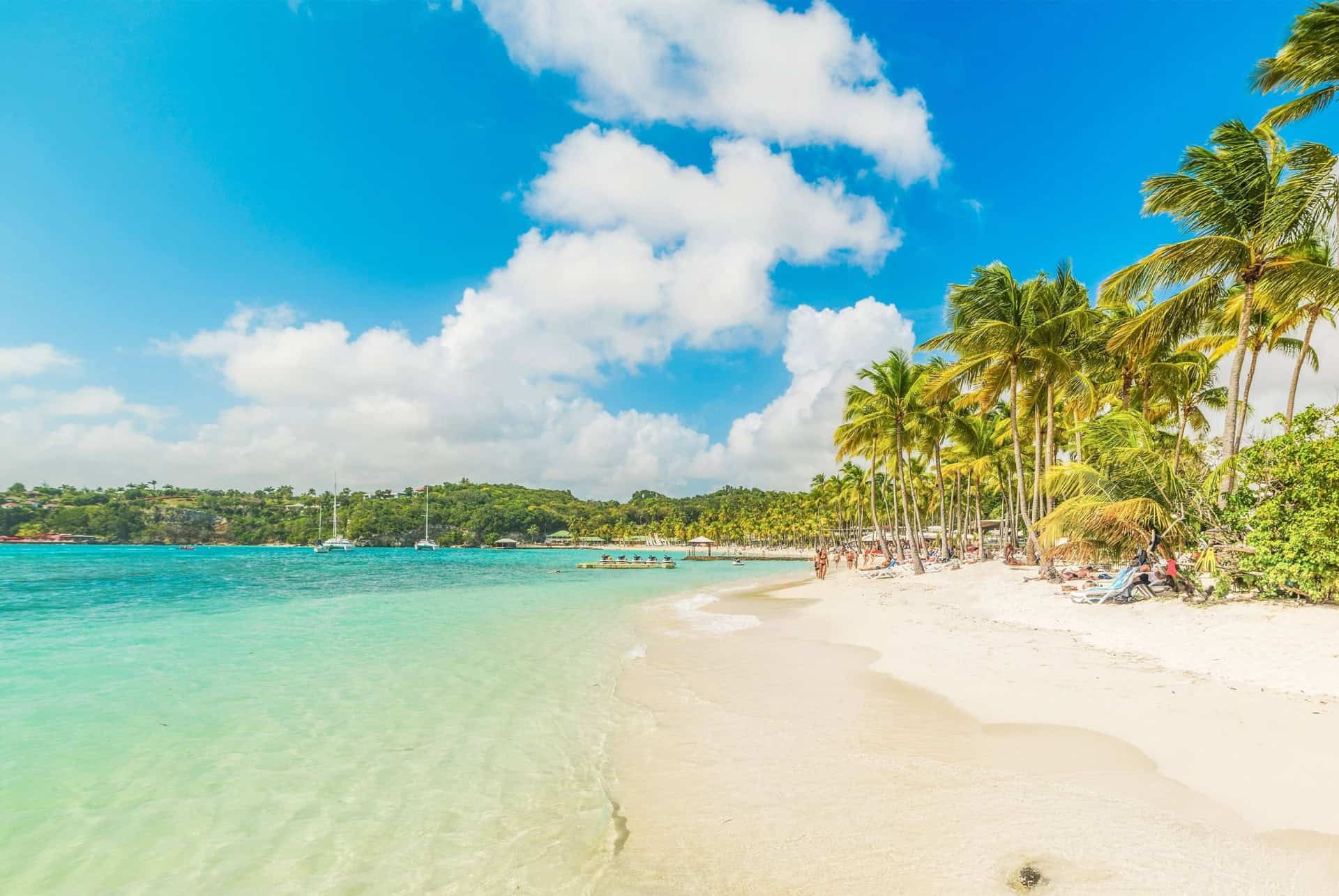 plage de la caravelle guadeloupe