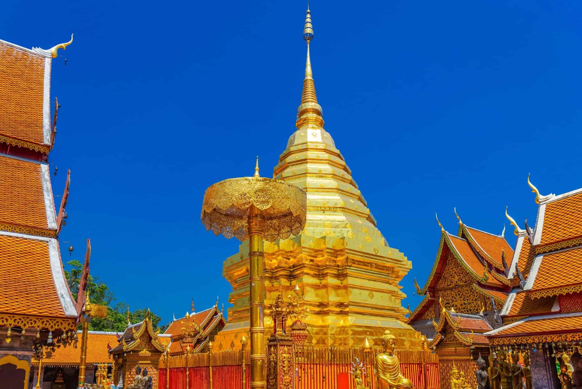 que faire en thailande visiter le temple doi suthep a chiang mai