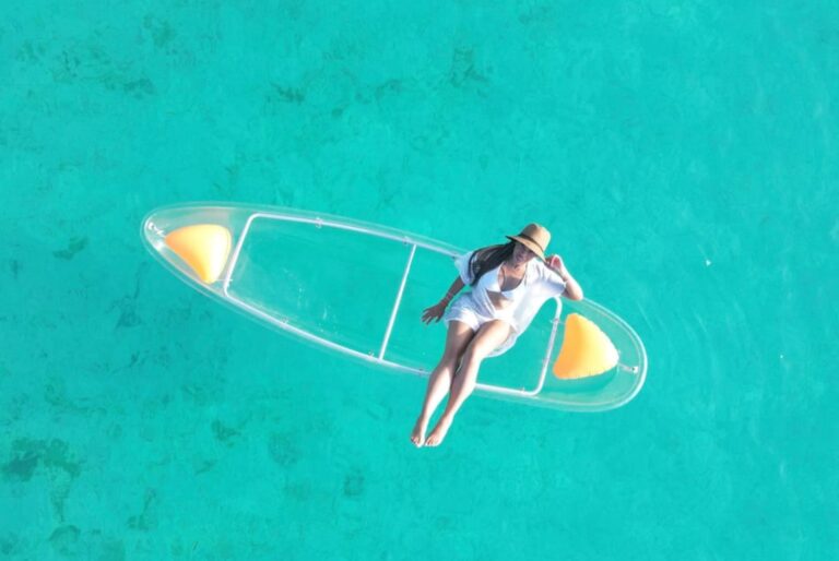 Excursion en kayak transparent