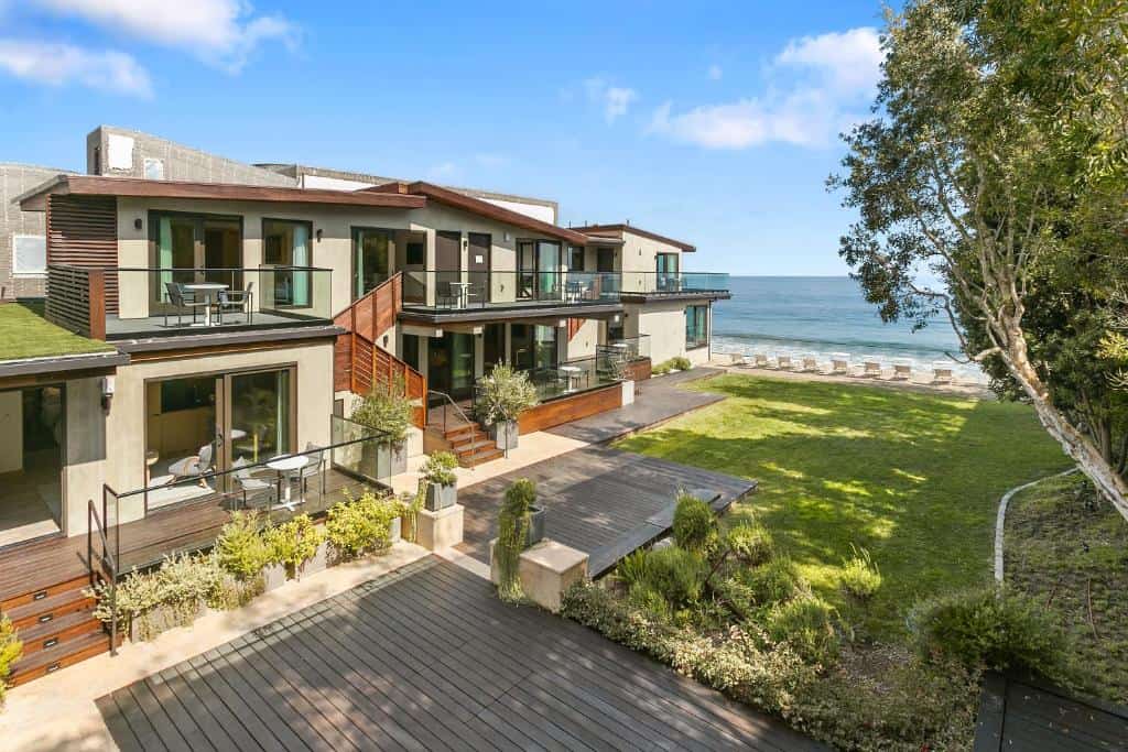 sa carbon beach suites