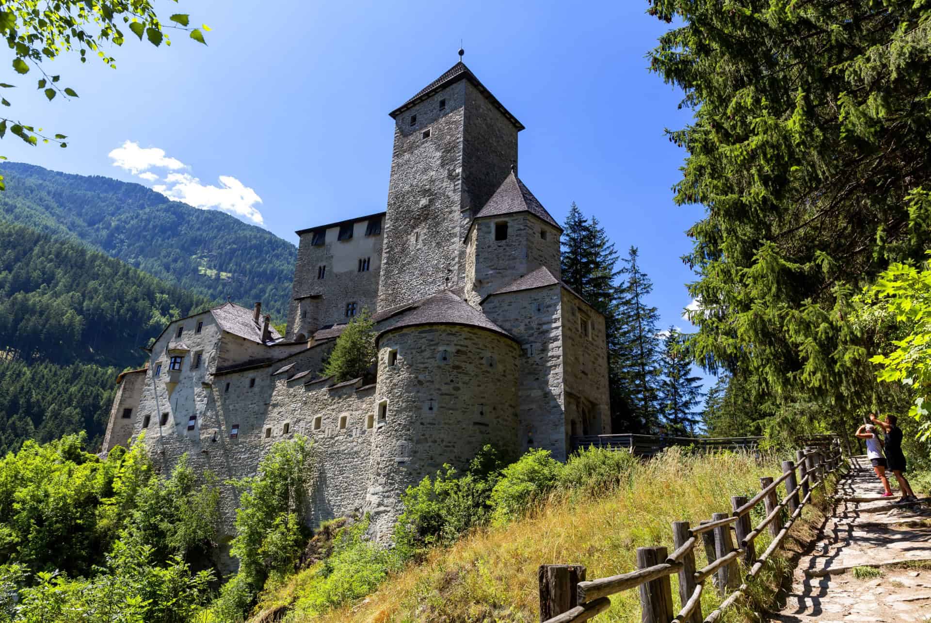 chateau de taufers