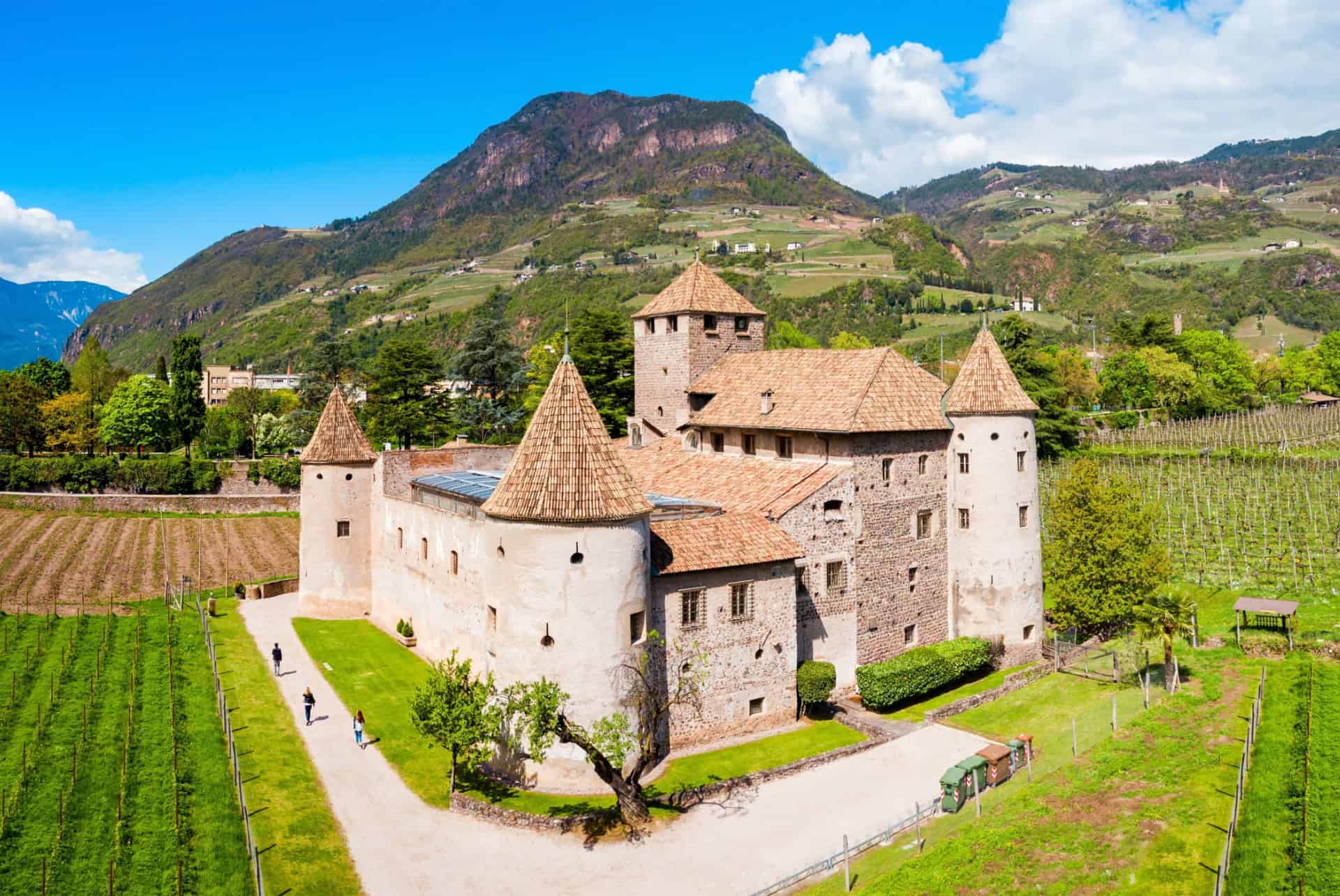 chateau mareccio