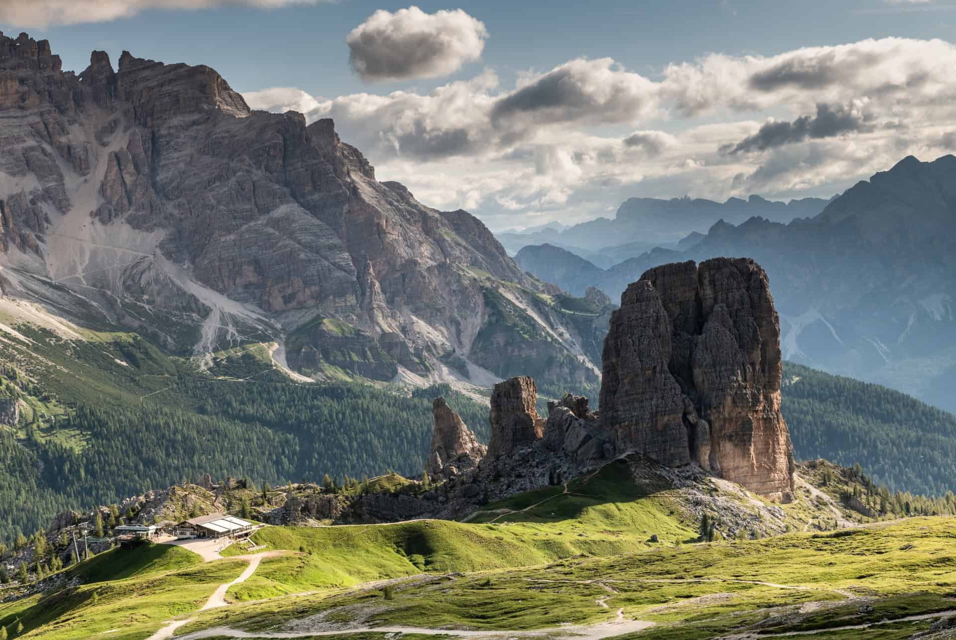 cinque torri que faire dolomites