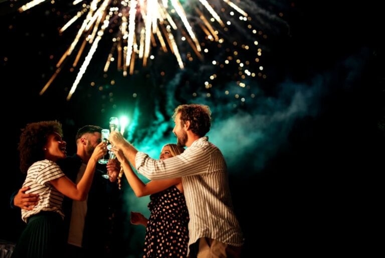 Honolulu : Croisière avec boissons pour les feux d’artifice