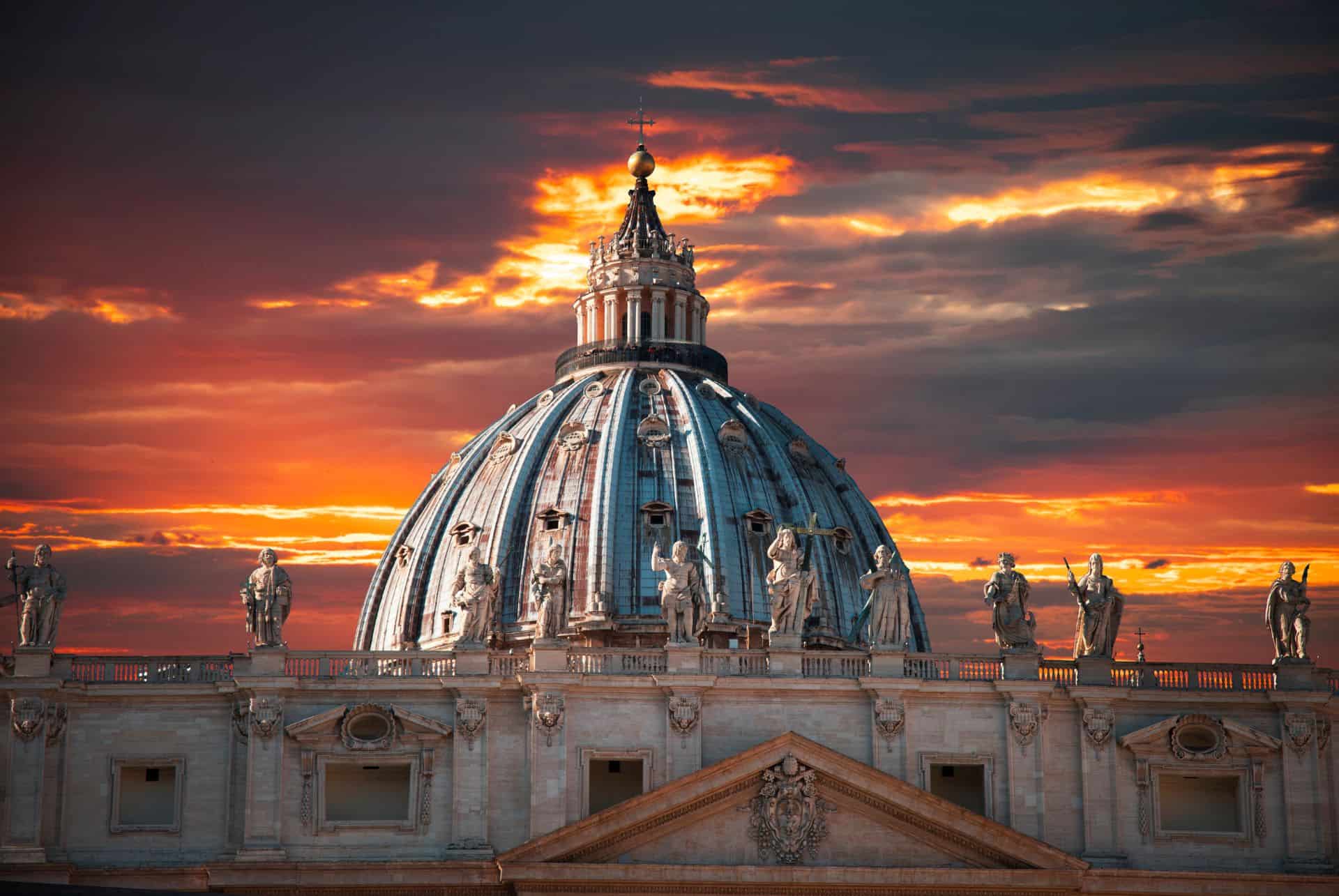 basilique saint pierre coucher de soleil