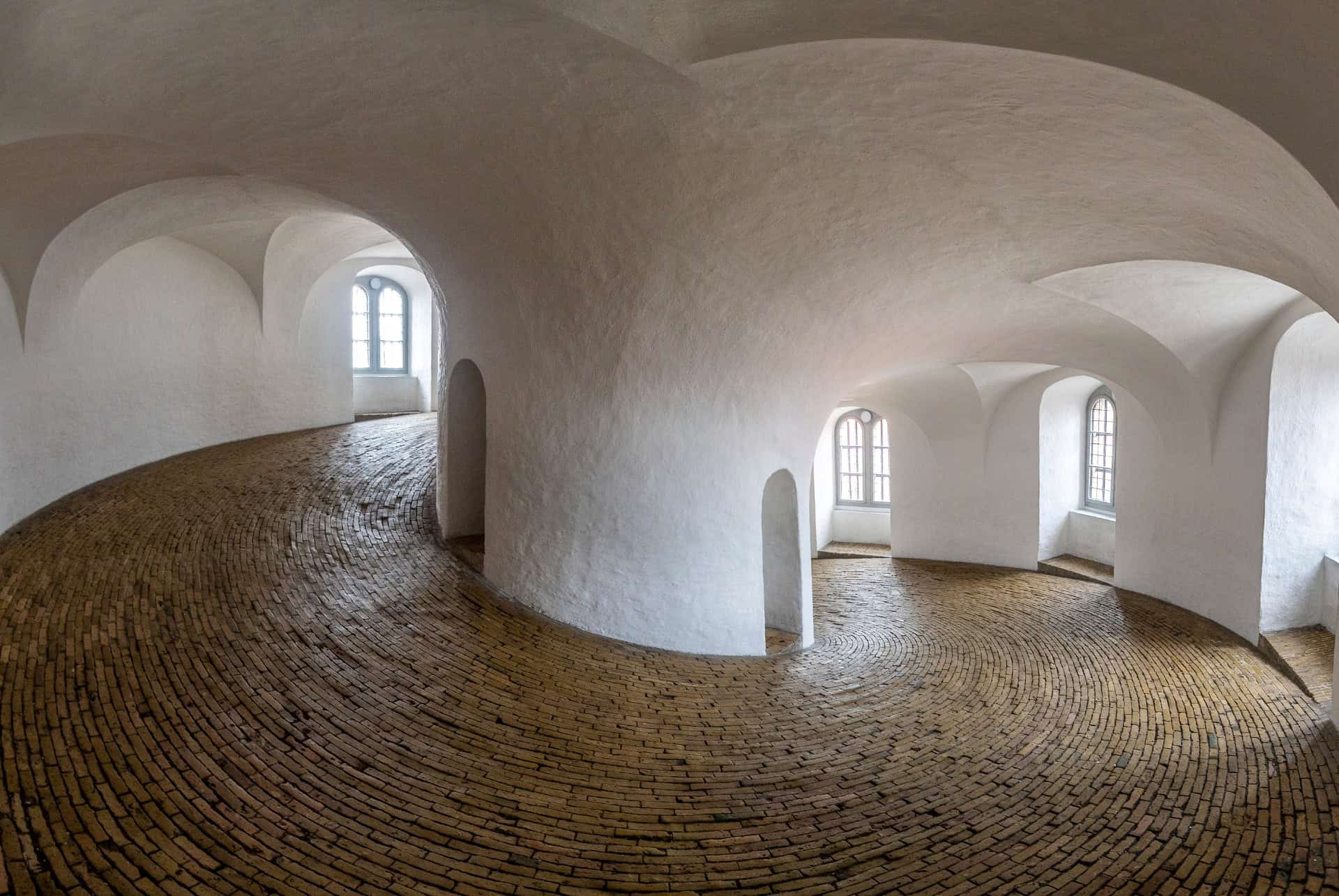 tour ronde copenhague interieur