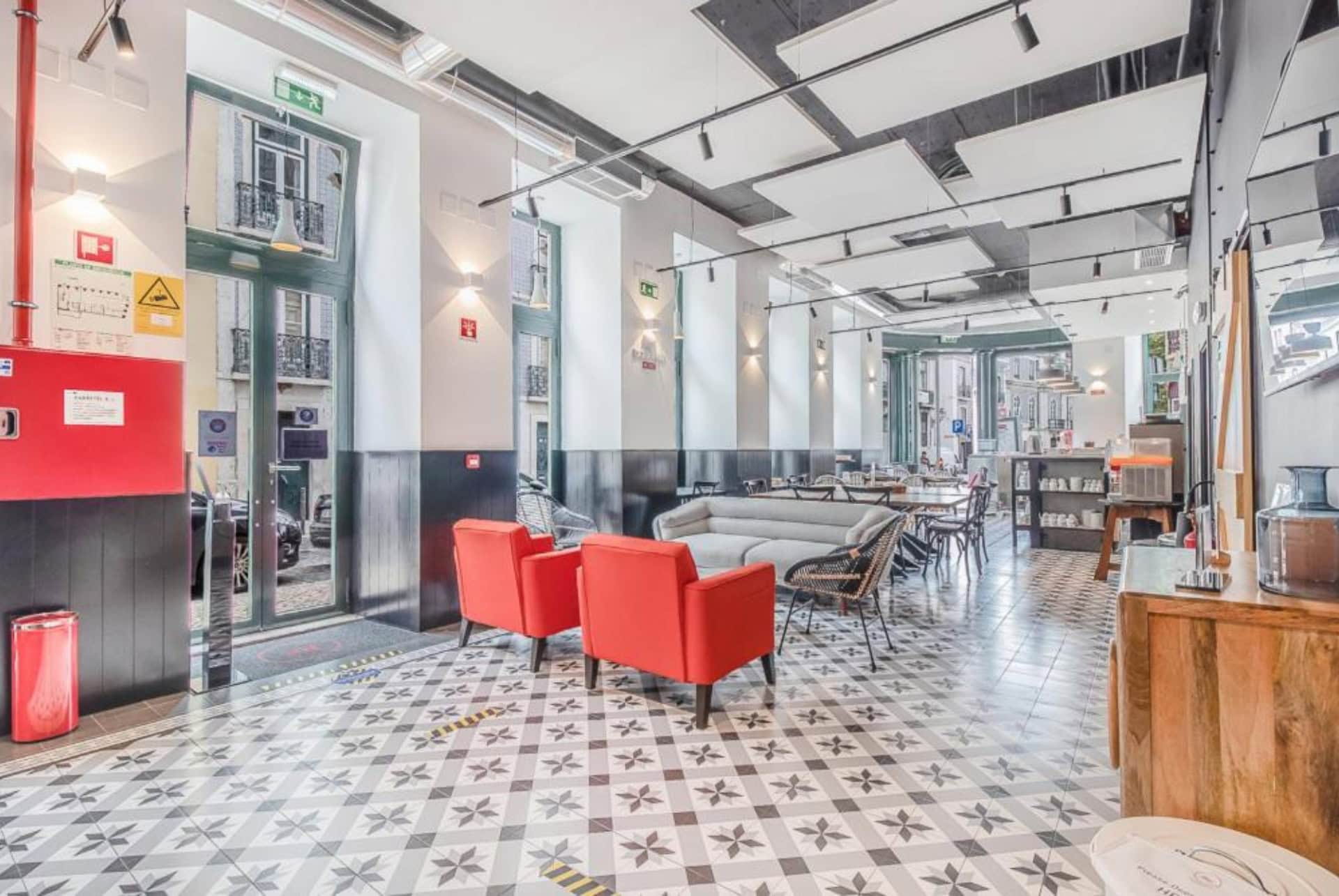 be lisbon hostel intendente