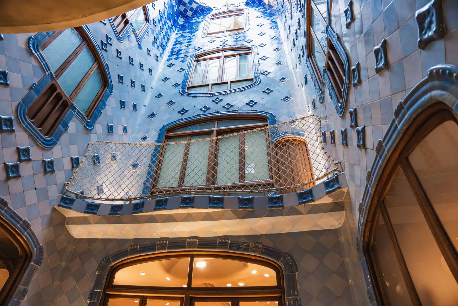interieur maison de gaudi