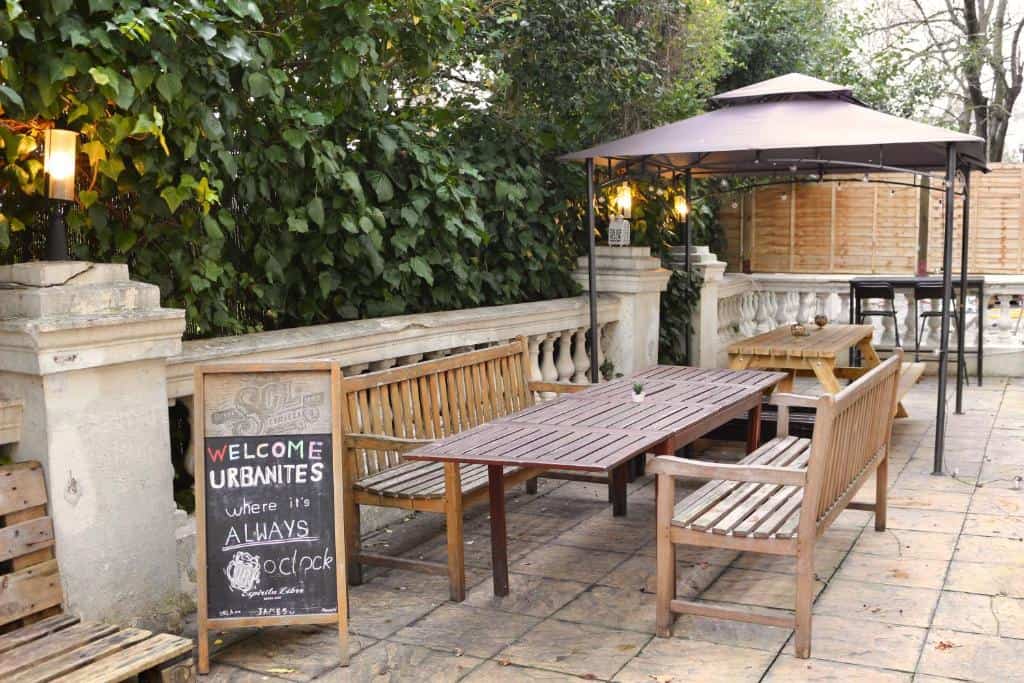 urbany hostel london terrasse