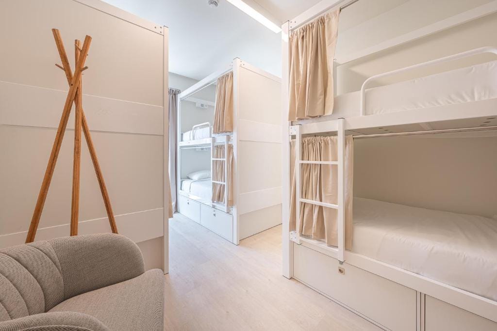 we hate f tourists auberges de jeunesse lisbonne